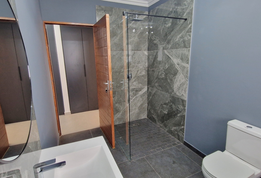 3 Bedroom Property for Sale in Wavecrest Eastern Cape